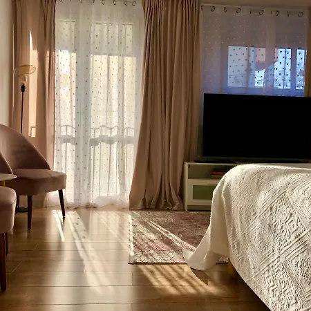 Old Town Romantic Apartment. Breslau-wroclaw. * Wroclaw