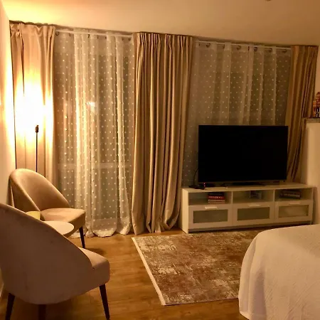 Old Town Romantic Apartment. Breslau-wroclaw. * 弗罗茨瓦夫