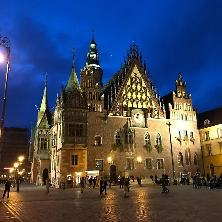 Old Town Romantic Apartment. Breslau-wroclaw. アパート *